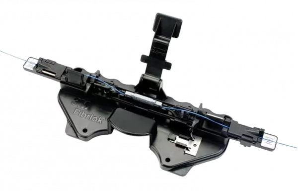 7000031713 Fibrlok™ 2501-AS Инструмент: монтажный столик для соединения оптич. волокна, для углового соединителя Fibrlok™ 2529-AS