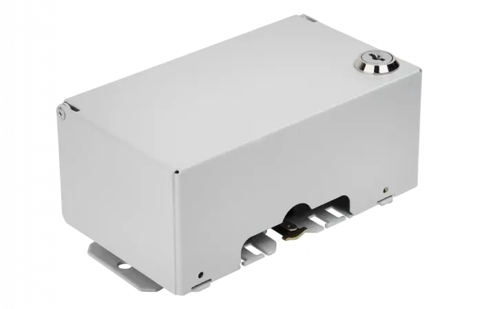 Коробка КРТМ-В/20-Р плинт ПВТ, замок, ключ универсальный ССД