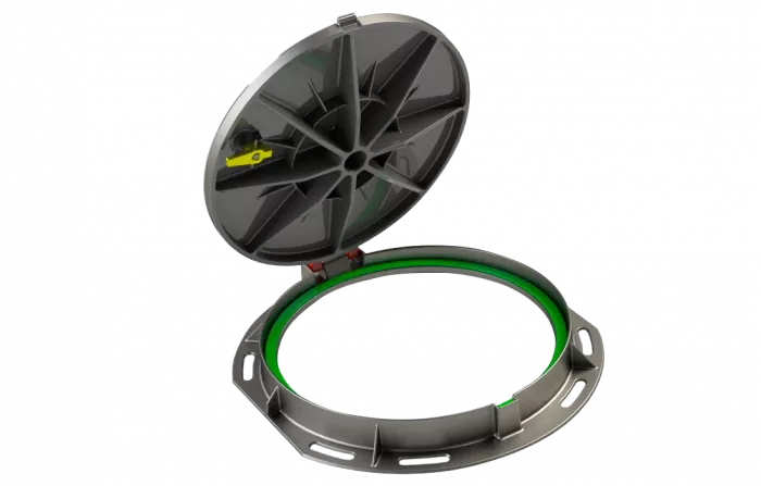 Люк чугунный с замком и шарниром ВЧШГ тип ТМ "Д400" Г 2.7-60 (ОУЭ-600)