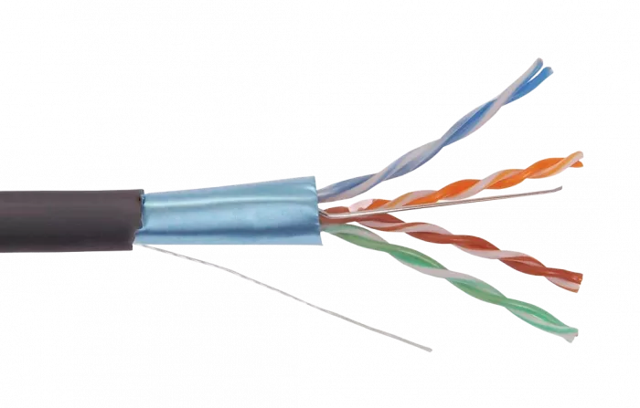 LC3-C5E04-339 ITK Каб. вп F/UTP, кат.5E 4х2х24AWG solid, LDPE, 305м, чер.