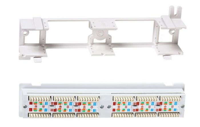 15379 Hyperline PPW-12-8P8C-C5e Патч-панель настенная, 12 портов RJ-45(8P8C), категория 5е, с подставкой