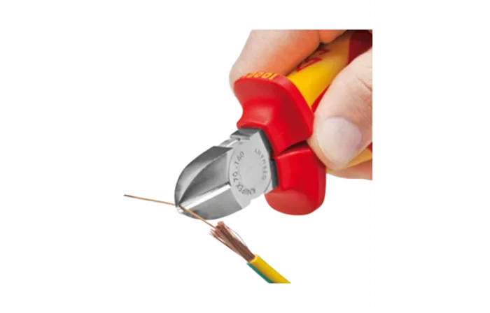 KN-7006180	Бокорезы VDE, 180 мм, хром, 2-комп диэлектрические ручки