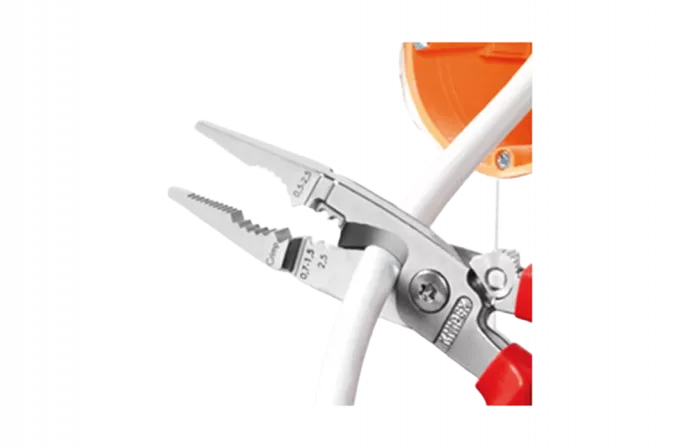 KN-1392200	Клещи электромонтажные, 6-в-1, 200 мм, защёлка-"собачка", фосфатированные, 2-комп ручки