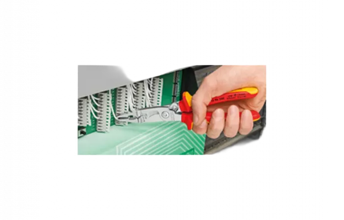 KN-1392200	Клещи электромонтажные, 6-в-1, 200 мм, защёлка-"собачка", фосфатированные, 2-комп ручки