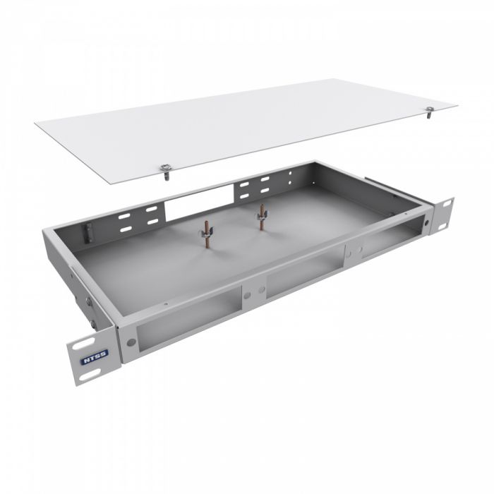 Кросс NTSS оптический 19'' укомплектованный 1U, 12 портов FC/APC, 9/125 мкм (планки, сплайс-кассета, пигтейлы, КДЗС, адаптеры) серый RAL 7035