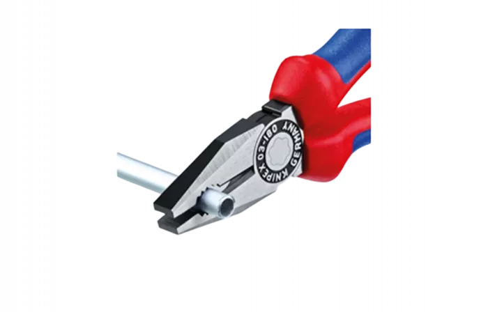 KN-0302160 Плоскогубцы комбинированные, 160 мм, фосфатированные, 2-комп ручки