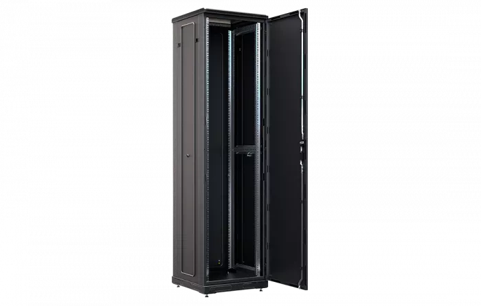 Шкаф телекоммуникационный напольный 19", 47U (600x600), ШТ-НП-М-47U-600-600-М-Ч, передняя дверь металл, черный ССД