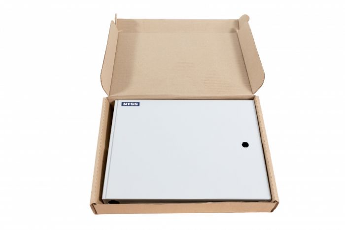  Кросс NTSS оптический настенный частично укомплектованный 16 портов FC/ST (планка FC/ST-2шт, сплайс-кассета-1шт) черный RAL 9005