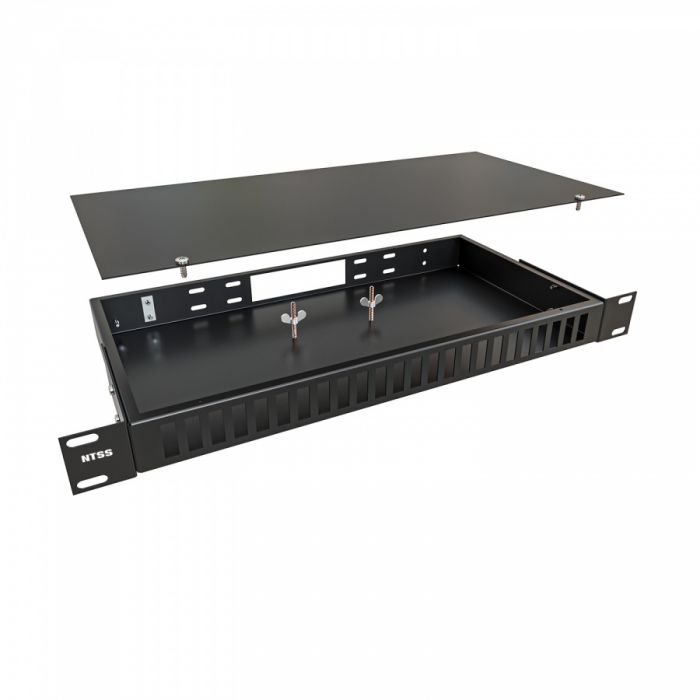 Кросс NTSS оптический 19'' укомплектованный 1U, 24 порта SC/APC duplex, 9/125 мкм (сплошная панель, сплайс-кассета 2шт, пигтейлы, КДЗС, адаптеры) черный RAL 9005