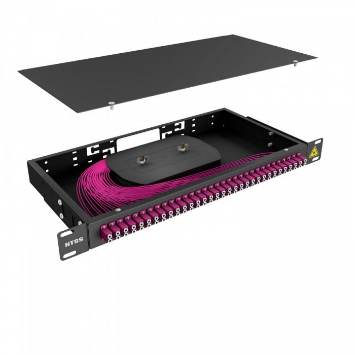 Кросс 19" NTSS PREMIUM, предсобранный 1U, 32 порта LC/UPC duplex, 50/125 мкм OM4, черный