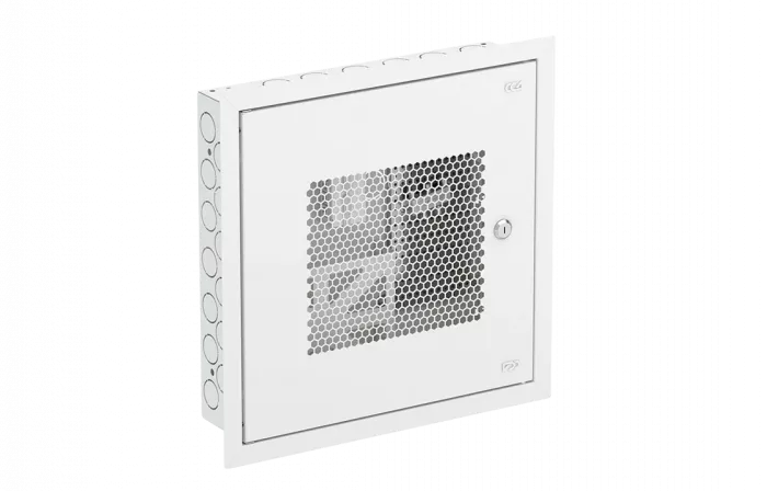 Шкаф квартирный телекоммуникационный встраиваемый с радиопрозрачной дверцей ШТ-НСс 2+1 патч-корд, делитель 1х3 ССД